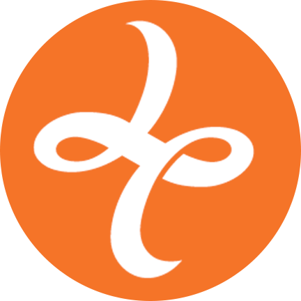 Logotipo de Life Cuisine blanco con las letras LC estilizadas sobre un fondo naranja