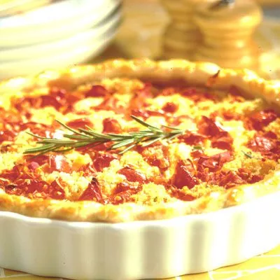Quiche de ajo y tomate sazonado