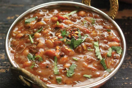 black eyed peas with seasoned seitan