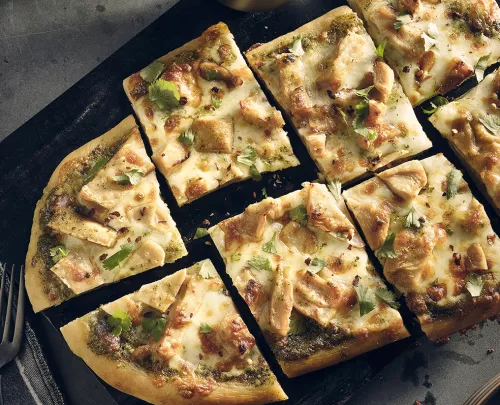 Mindful Chik'n Pesto Pizza