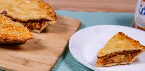 Cazuela de Tostada Francesa de Durazno y Almendras