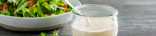 Cazuela de Tostada Francesa de Durazno y Almendras