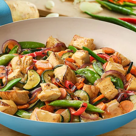 Salteado de pollo y verduras