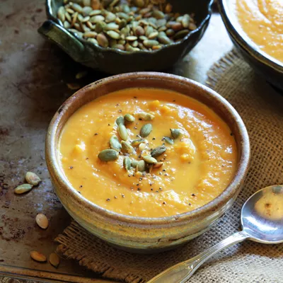 Sopa Cremosa de Especia de Calabaza