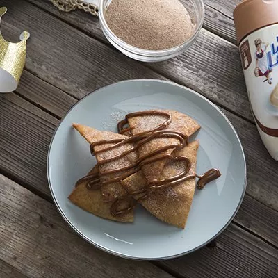 Buñuelos Rociados con Dulce de Leche