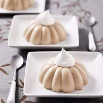 Strawberries and Cream Cheese Gelatin