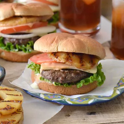 Hamburguesas Tropicales