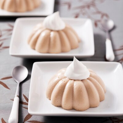 Strawberries and Cream Cheese Gelatin