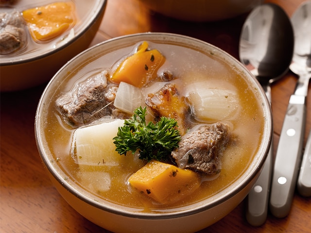 Beef Soup with Green Plantain