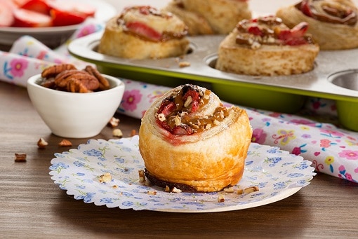 Rustic Dulce de Leche Rolls