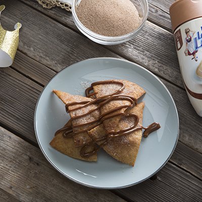 Buñuelos with Dulce de Leche Drizzle