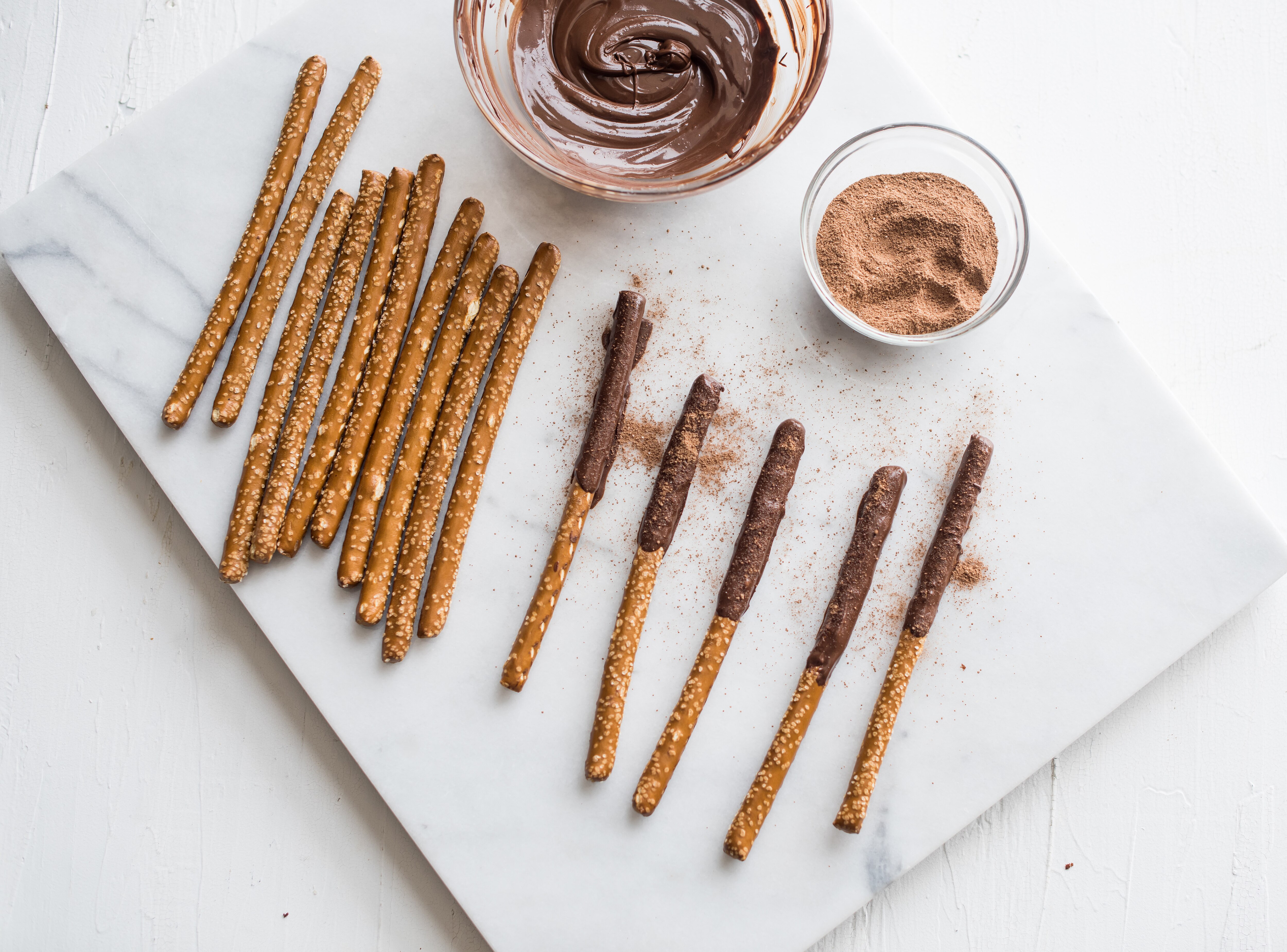 Pretzels Bañados en Chocolate Abuelita