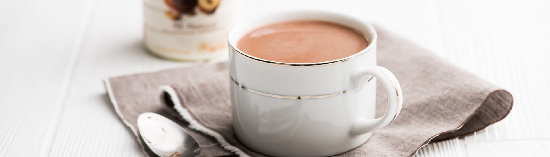 Instant Hazelnut Hot Cocoa