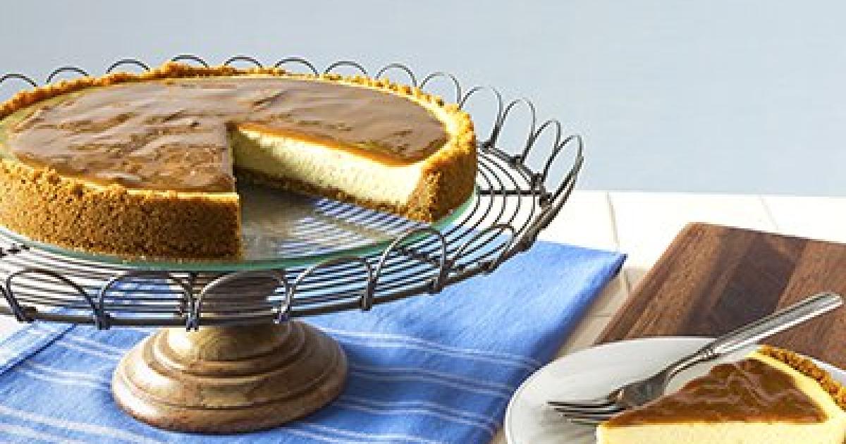 White Chocolate Cheesecake with Dulce de Leche Topping La Lechera