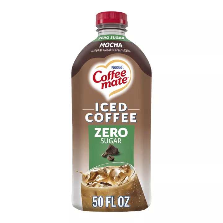 Vista frontal centrada de botella de 50 fl oz de creamer COFFEE MATE sin azúcar sabor Mocha Iced Coffee de 50 FL OZ (1.56 QT) 1.47 L.