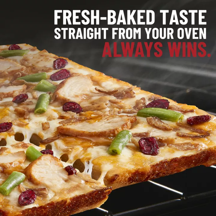 [ジャンク]コーン・ディーモン　グレーターディーモンセット Thanksgiving Roasted Turkey Pizza 20.6 oz Box | DIGIORNO® Official