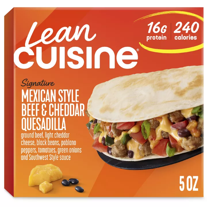 Vista frontal centrada de caja de Loaded Beef Taco Quesadilla de Lean Cuisine de PESO NETO 5oz (141g).
