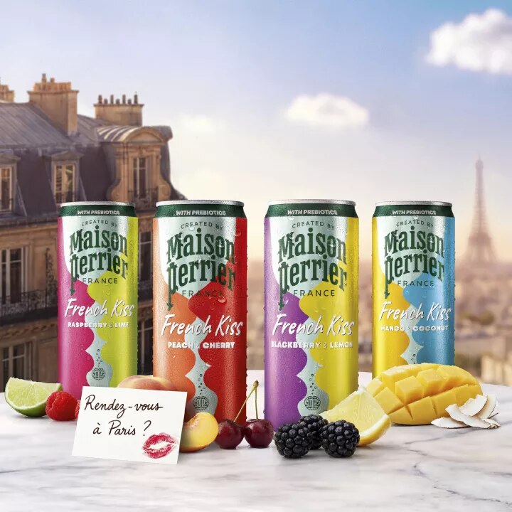 French Kiss Flavored Water Blackberry & Lemon | Maison Perrier®