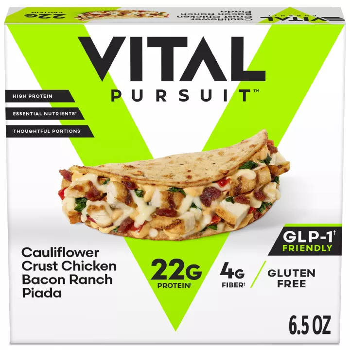 Front Center view of VITAL PURSUIT Frozen Meal Cauliflower Chicken Bacon Ranch 6oz Box NET WT 6.5 oz (187 g) product.