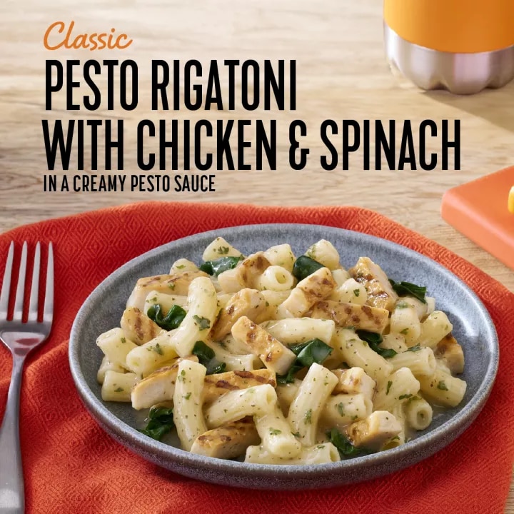 Pesto Rigatoni Chicken & Spinach