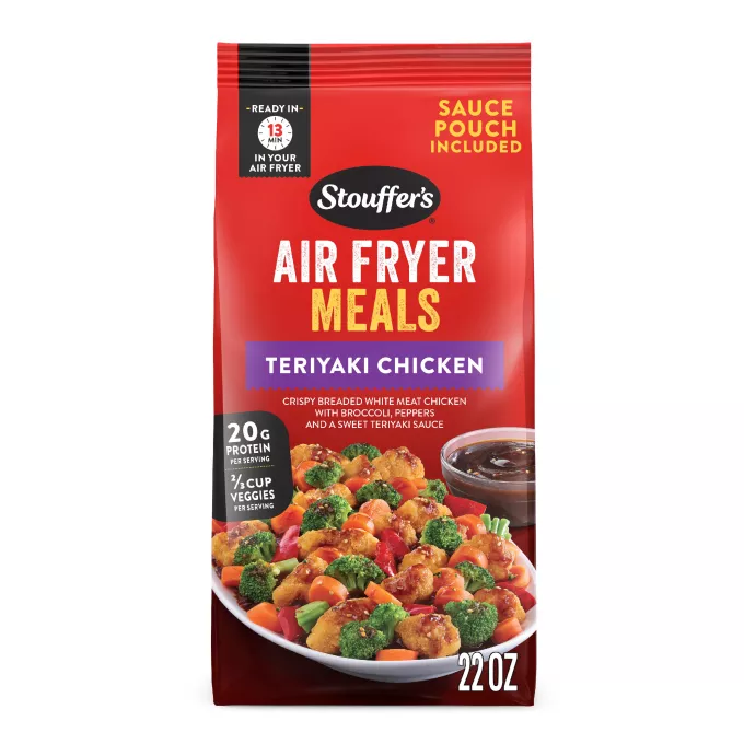Vista frontal centrada de plato fuerte congelado de 22oz (1 lb 6 oz) 623 g para freidora de aire sabor Teriyaki Chicken de STOUFFER'S.