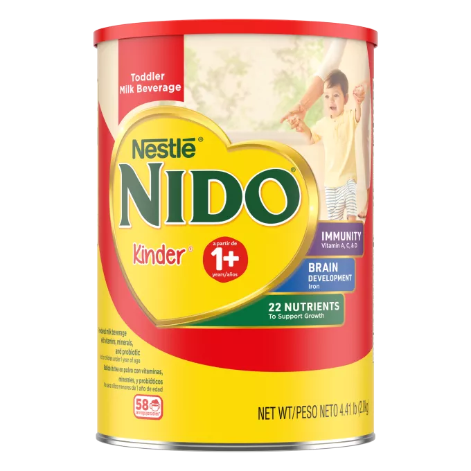 Imagen frontal centrada de una lata de 4.85 lb de bebida láctea en polvo NIDO Kinder 1+ con peso neto de 4.41 lb (2 kg).