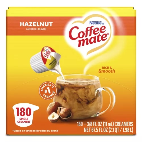 Vista frontal central de caja de Coffee mate Hazelnut Liquid Creamer Singles - 0.375 fl oz, 180 creamers indiv. 180 / 3/8 FL OZ (11 mL) 67.5 FL OZ (2.1 QT / 1.98 L).