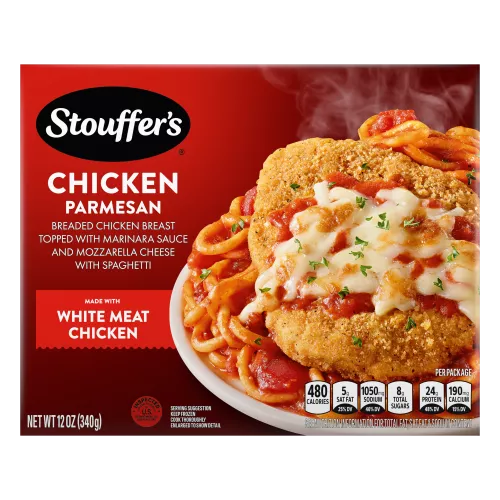 Caja de Chicken Parmesan con un plato de espaguetis y pollo debajo del nombre del producto y el logo de STOUFFER'S.