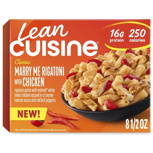 Front Center view of LEAN CUISINE Frozen Meal Marry Me Rigatoni with Chcken 8.5oz Carton NET WT 8 1/2 oz (241 g) product.