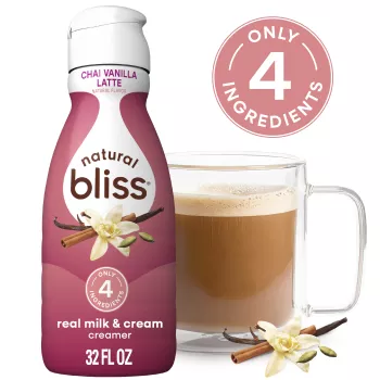 Front Center view of Natural Bliss Chai Vanilla Latte, Liquid Dairy Creamer, 32 fl oz 32 FL OZ (1 QT/946 mL) product.