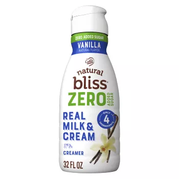 Front Center view of NESTLE COFFEE MATE Liquid Creamer NATURAL BLISS Sugar Free Vanilla 32floz Bottle product.