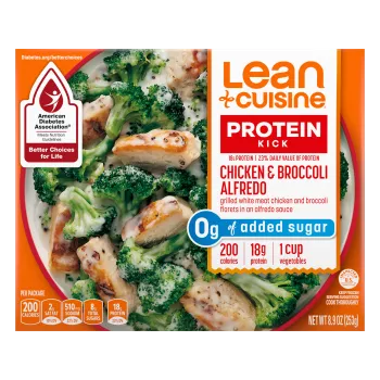 Front Center view of Lean Cuisine Chicken & Broccoli Alfredo
Frozen Entrée 10oz Box NET WT 8.9 OZ (253g) product.