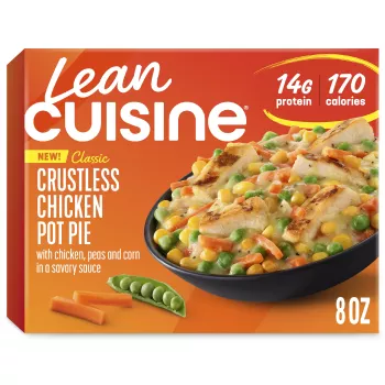 Vista frontal centrada de comida congelada de Pastel de pollo sin masa de Lean Cuisine con PESO NETO de 8oz (226g).