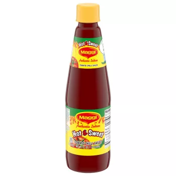 Foto con vista del frente de un envase de Salsa picante y dulce de