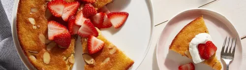 Cazuela de Tostada Francesa de Durazno y Almendras