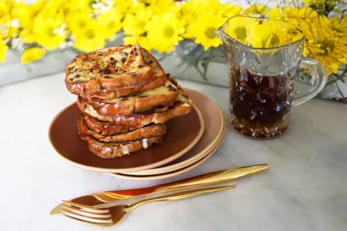 Cinnamon Raisin French Toast