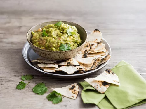 Cazuela de Tostada Francesa de Durazno y Almendras