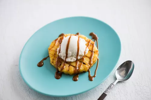 Grilled Pineapple with Vanilla Ice Cream
