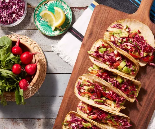 Cazuela de Tostada Francesa de Durazno y Almendras