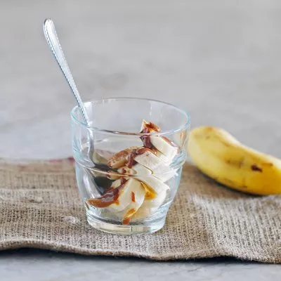 Bananas with Dulce de Leche & Cinnamon