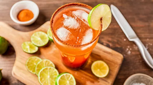 Cazuela de Tostada Francesa de Durazno y Almendras