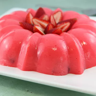 La Lechera Strawberry Gelatin