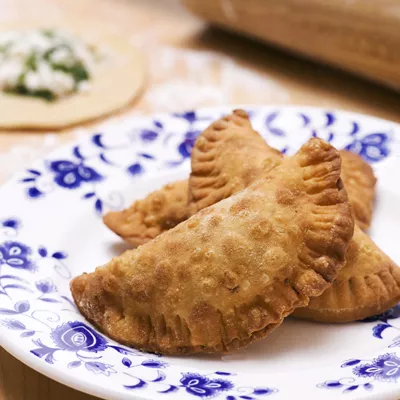 Easy Cheese Empanadas