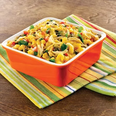 Macarrones con Queso con Frijoles Negros, Pollo y Jalapeño