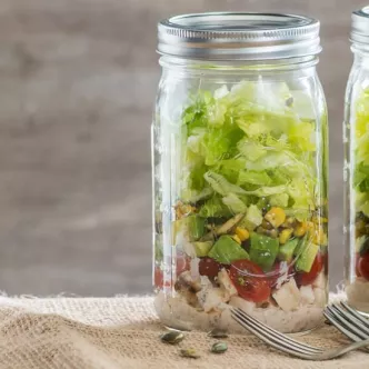 Cazuela de Tostada Francesa de Durazno y Almendras