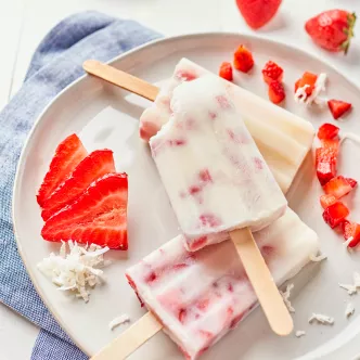 Strawberries & Cream Pops