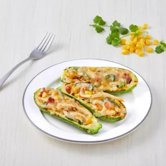 Zucchini stuffed with slices with cream