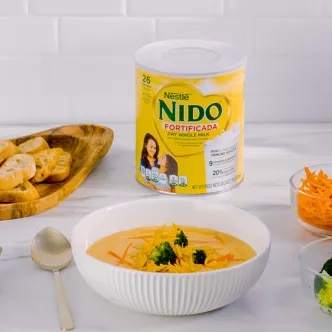 Sopa de Brócoli con Queso Cheddar