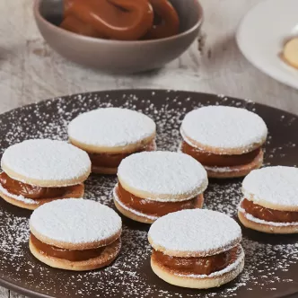 Cornstarch alfajores