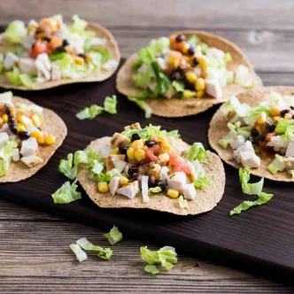 Cazuela de Tostada Francesa de Durazno y Almendras